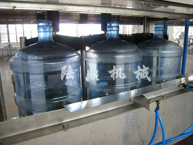五加侖灌裝機